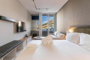 The Rose404: City Aprt with Iconic Mountain Views